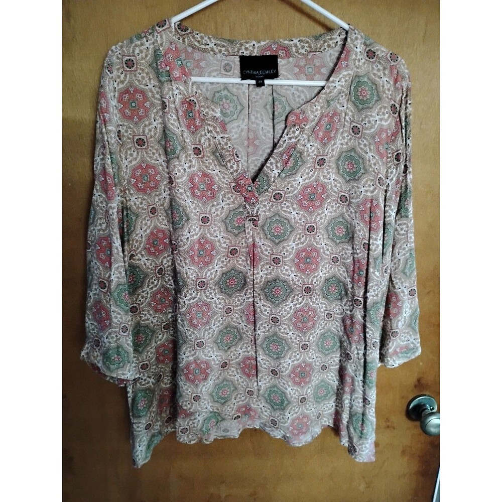 Cynthia Rowley Pink Green Paisley V-Neckline  Aztec Boho Rayon Blouse Size 2x